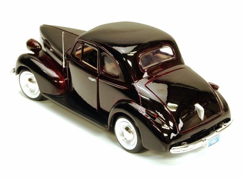 Motor Max 1939 Chevy Coupe  Burgundy - Motormax 73247 -1/24 Scale Diecast Model Toy Car for unisex children - Image 4